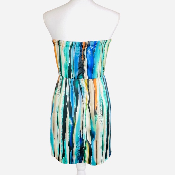 🎉Host Pick🎉 Boho NWT Boutique Strapless Lightweight Mini Dress Size Small - Picture 5 of 6